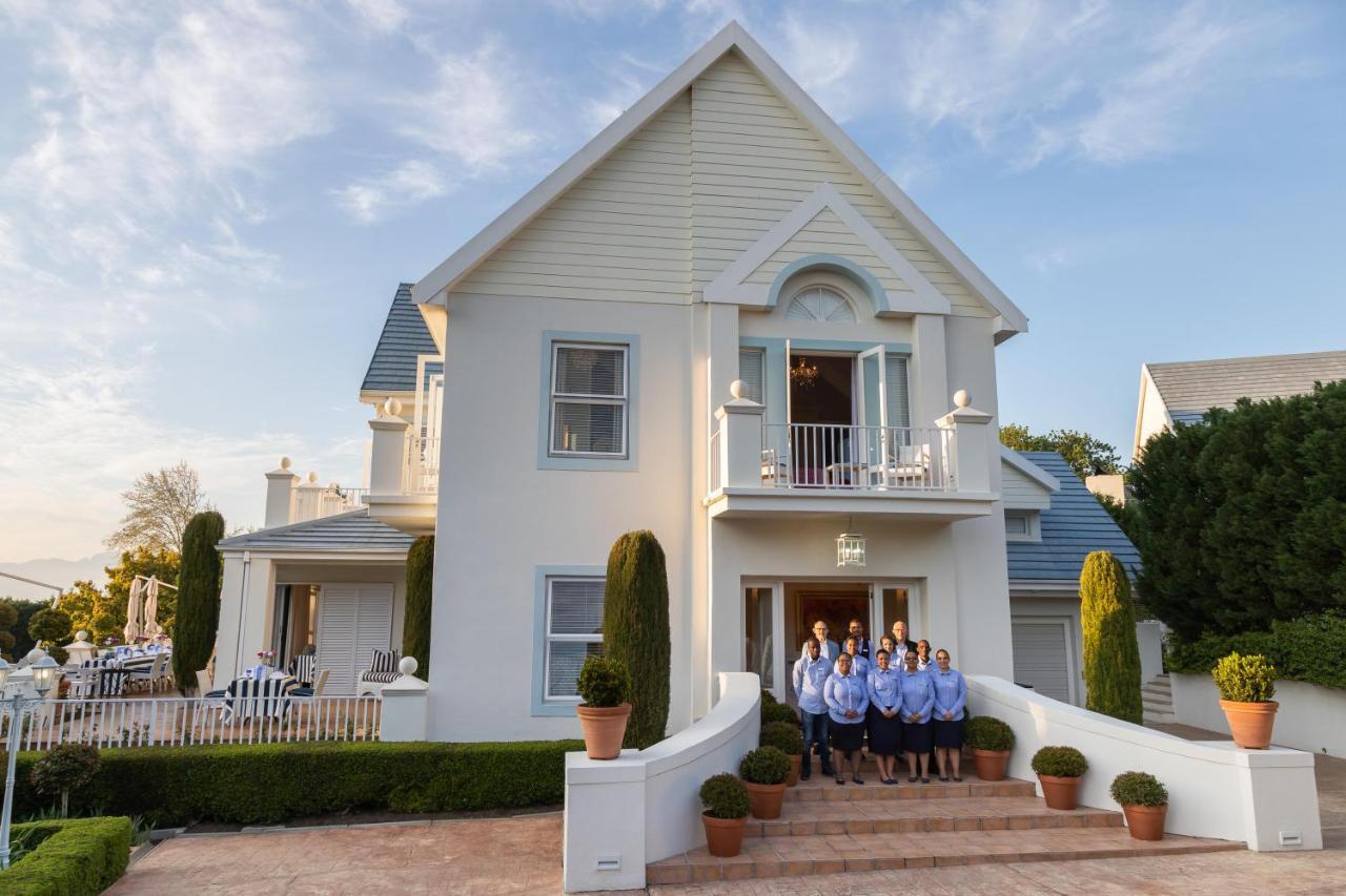 The Light House Boutique Suites بارل المظهر الخارجي الصورة